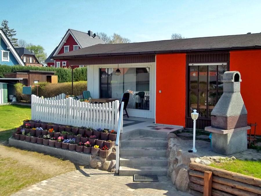 Bungalow Am Fleesensee Unter Gohren Exterior photo